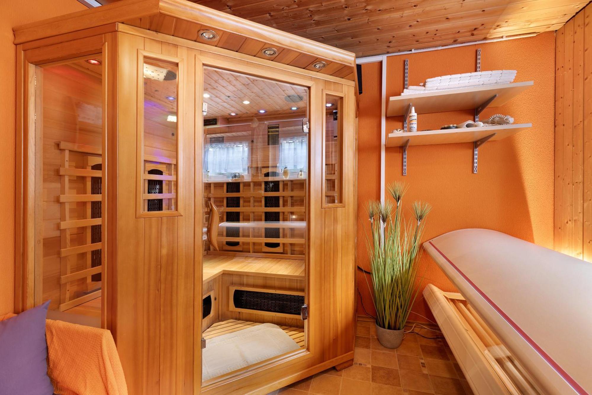 Apartment Am Tobelbach Oberlenningen エクステリア 写真
